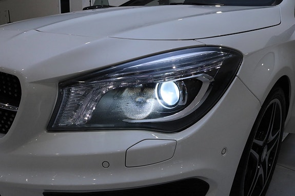 Mercedes-Benz CLA220 d 8 of 23