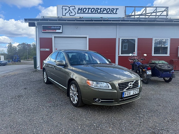 Volvo S80