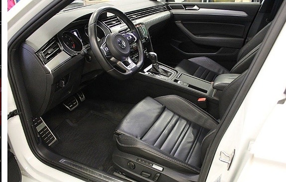 Volkswagen Passat 24 of 26