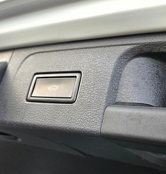 Volkswagen Passat 14 of 26