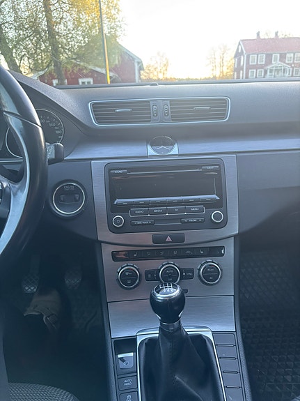 Volkswagen Passat 5 of 5