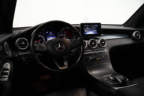 Mercedes-Benz GLC220 d 12 of 24
