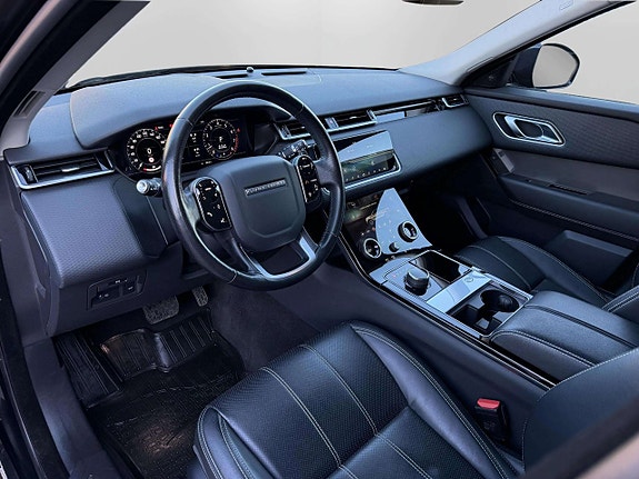 Land Rover Range Rover Velar 14 of 22