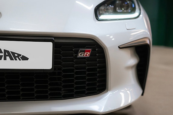 Toyota GR86 12 of 26