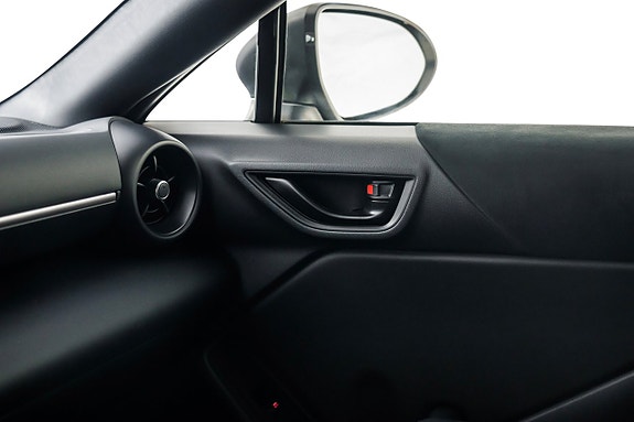 Toyota GR86 21 of 26