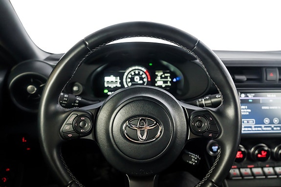 Toyota GR86 15 of 26