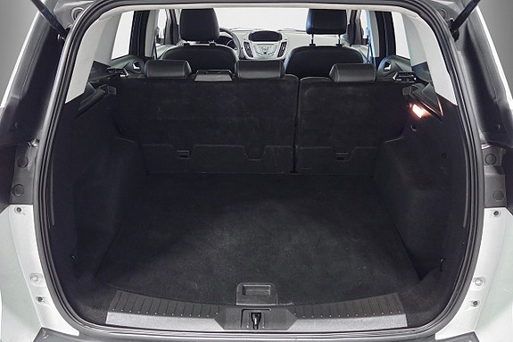 Ford Kuga 13 of 19