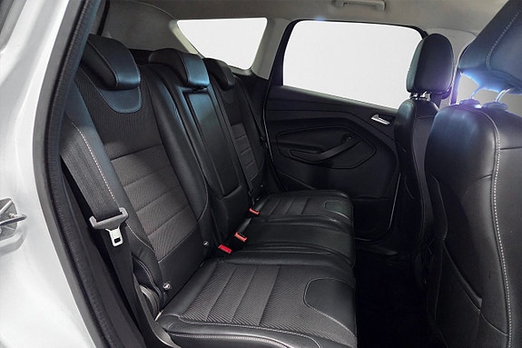Ford Kuga 11 of 19