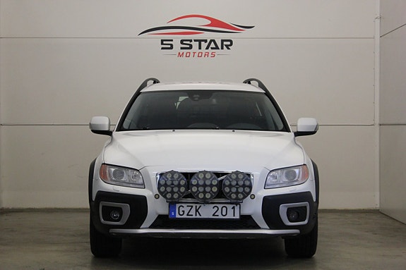 Volvo XC70 3 of 18