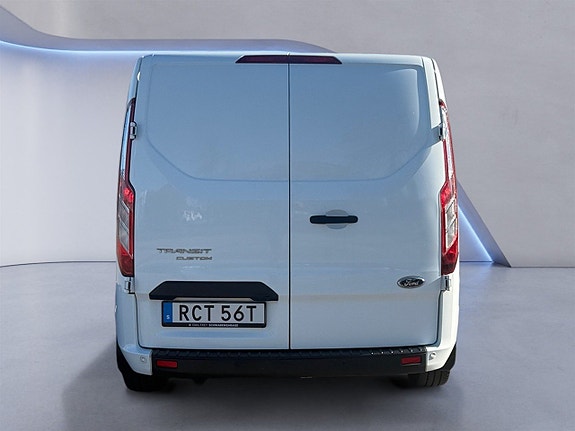 Ford Transit Custom 4 of 5