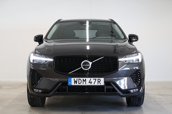 Volvo XC60 2 of 5