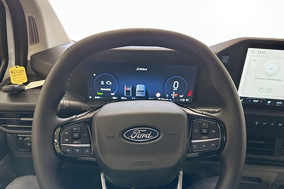 Ford Transit Custom 9 of 11
