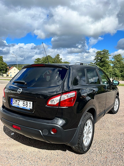 Nissan Qashqai 3 of 5
