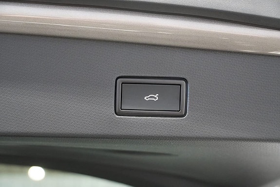 Cupra Tavascan 15 of 15