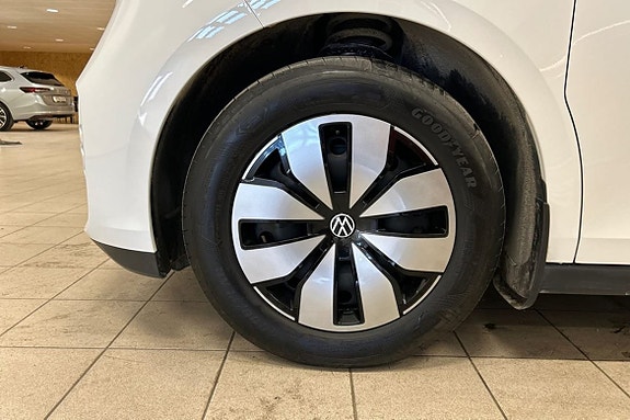 Volkswagen ID. Buzz 13 of 15