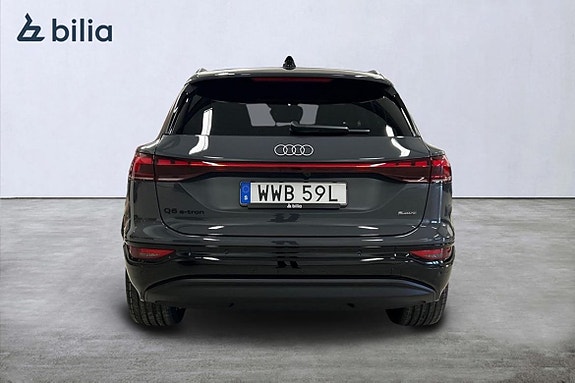 Audi Q6 e-tron 3 of 5