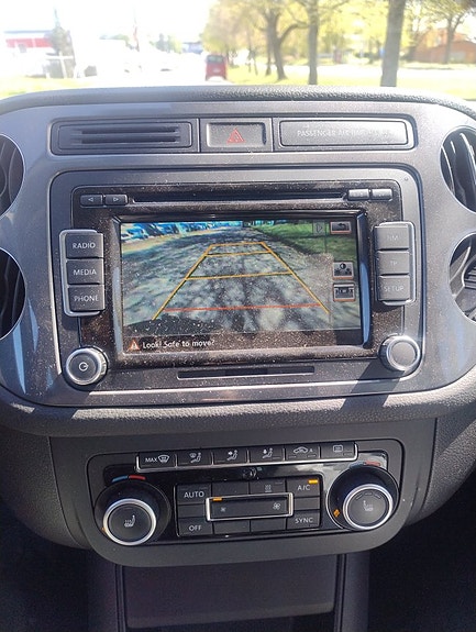 Volkswagen Tiguan 10 of 15