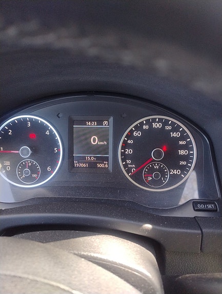 Volkswagen Tiguan 12 of 15