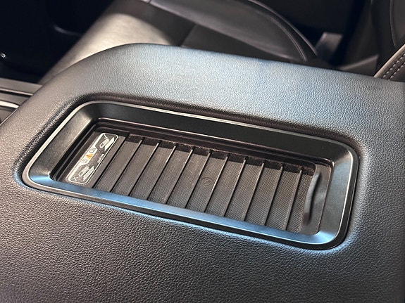 Chevrolet Silverado 1500 30 of 30