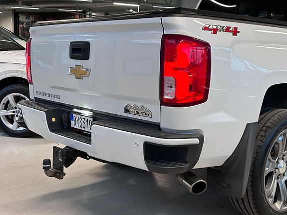 Chevrolet Silverado 1500 9 of 30
