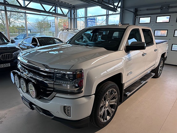 Chevrolet Silverado 1500 10 of 30