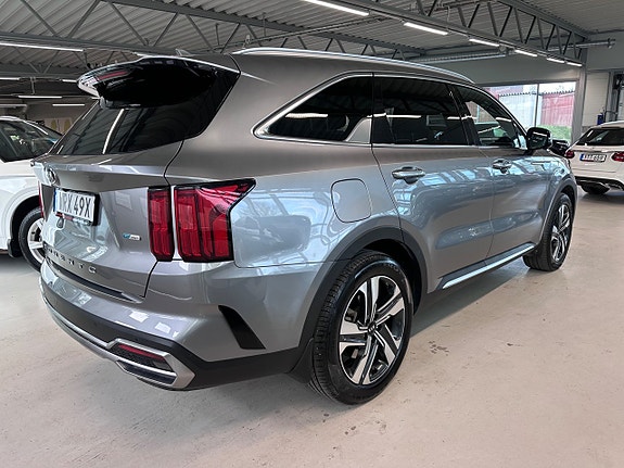 Kia Sorento 7 of 30