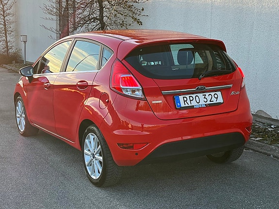 Ford Fiesta 8 of 16