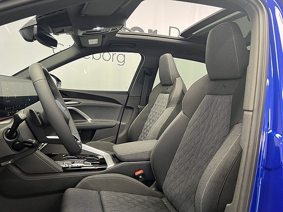 Audi Q5 10 of 17