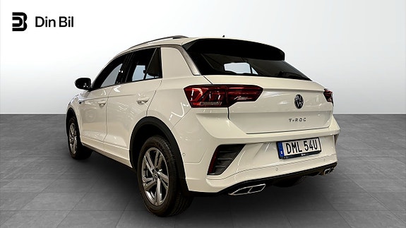 Volkswagen T-Roc 3 of 5