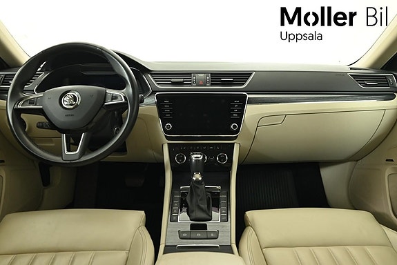Skoda Superb 9 of 10