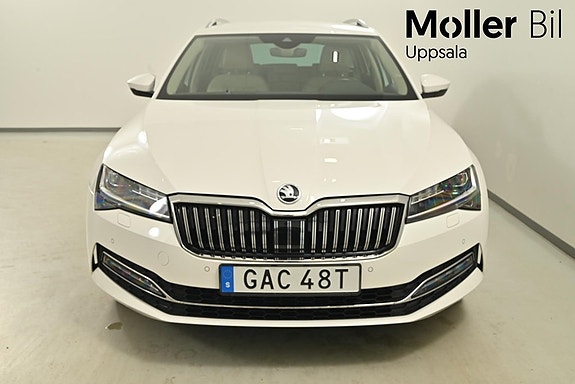 Skoda Superb 4 of 5