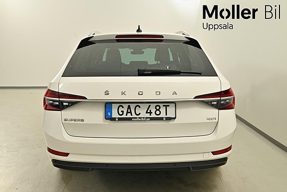 Skoda Superb 7 of 10