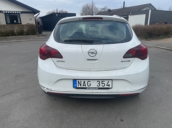 Opel Astra 5 of 5