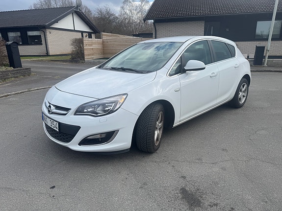 Opel Astra 2 of 5