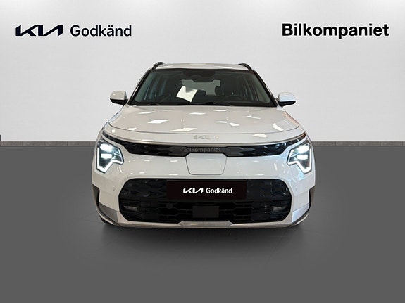Kia Niro 2 of 17