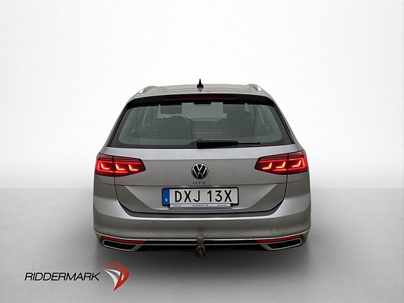 Volkswagen Passat 7 of 30