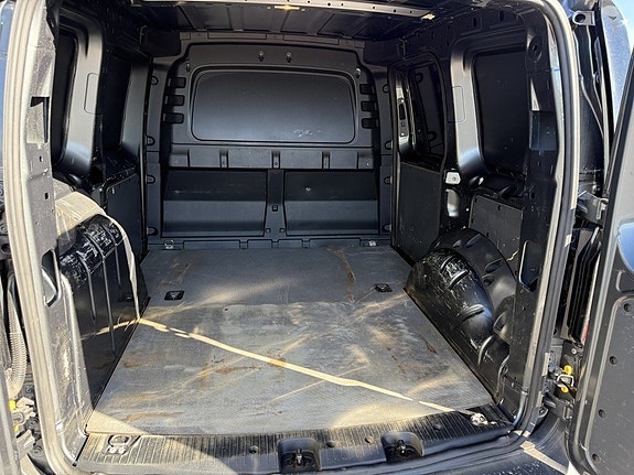 Volkswagen Caddy 9 of 9
