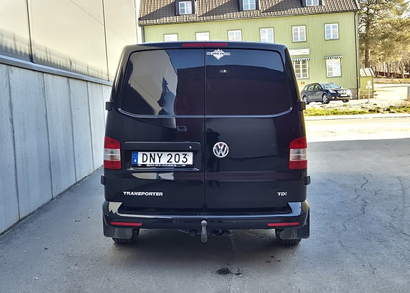 Volkswagen Transporter 4 of 5