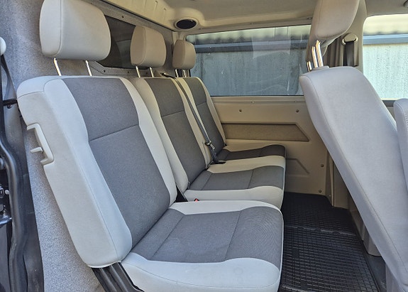 Volkswagen Transporter 7 of 10