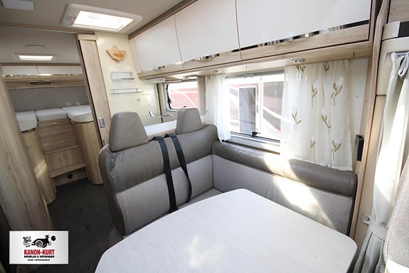Eura Mobil Profila T 720 EB 3 of 14