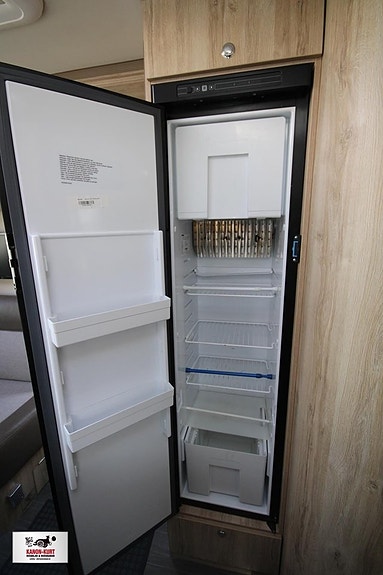 Eura Mobil Profila T 720 EB 12 of 14