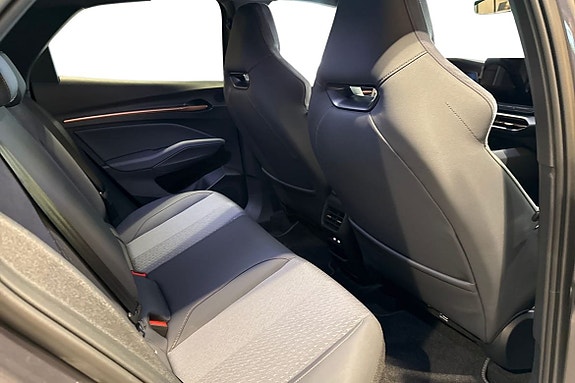 Cupra Raval 7 of 19