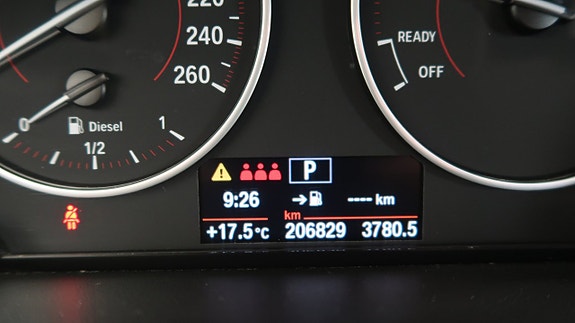 BMW 118d 13 of 17