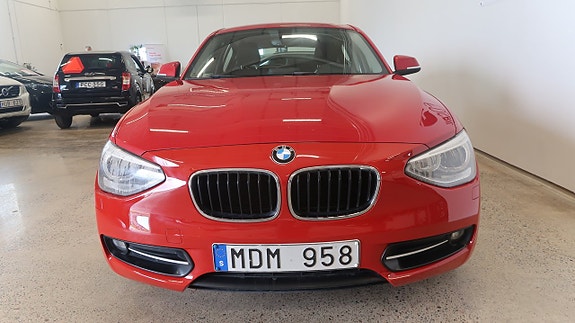 BMW 118d 8 of 17