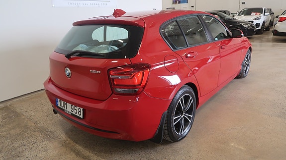 BMW 118d 4 of 5