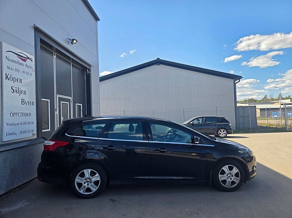 Ford Focus 3 of 5