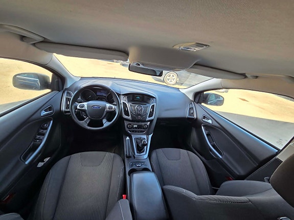 Ford Focus 6 of 11
