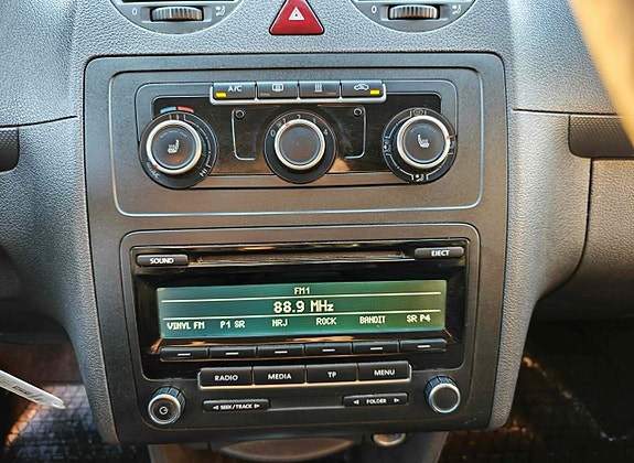 Volkswagen Caddy 26 of 27
