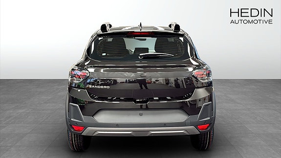 Dacia Sandero 6 of 9