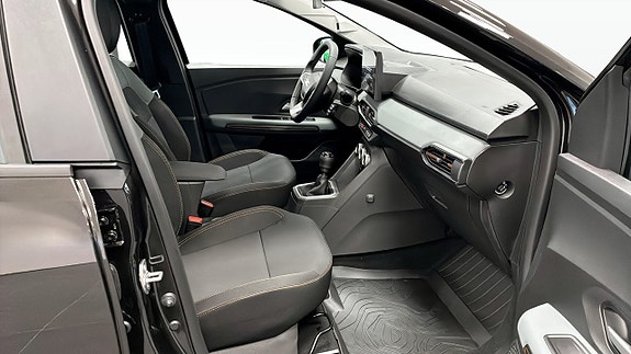 Dacia Sandero 4 of 5